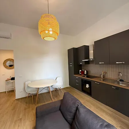 Medici Walls View - Casa Moderna E Super Cozy